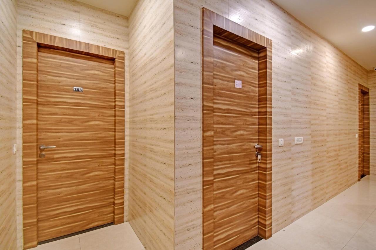 Salt Lake City Super Townhouse Hotel All In One Near City Centre Salt Lake מראה חיצוני תמונה