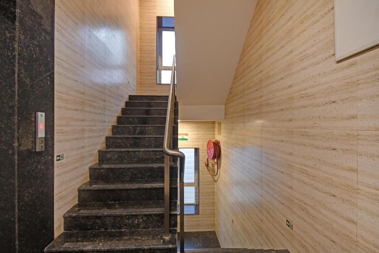 Salt Lake City Super Townhouse Hotel All In One Near City Centre Salt Lake מראה חיצוני תמונה