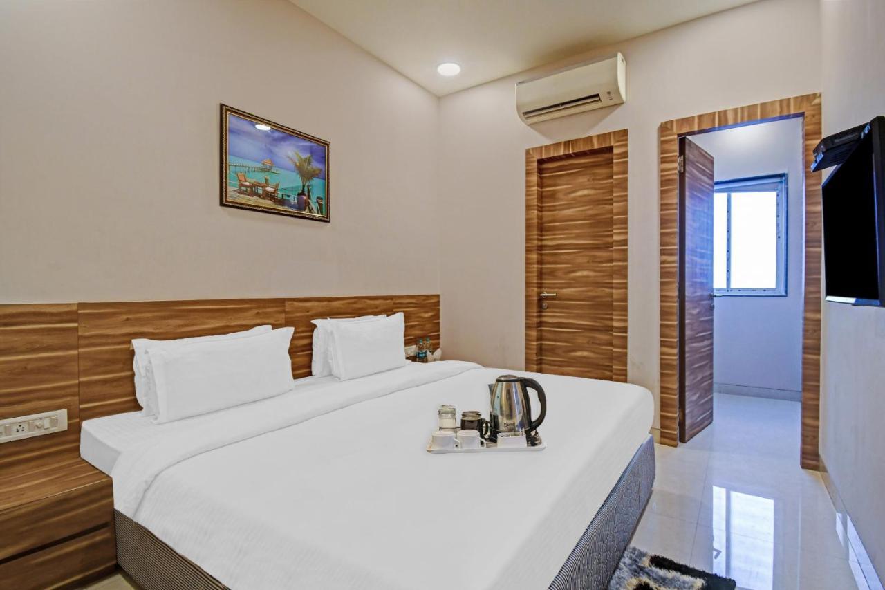 Salt Lake City Super Townhouse Hotel All In One Near City Centre Salt Lake מראה חיצוני תמונה