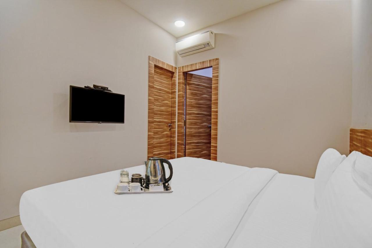 Salt Lake City Super Townhouse Hotel All In One Near City Centre Salt Lake מראה חיצוני תמונה
