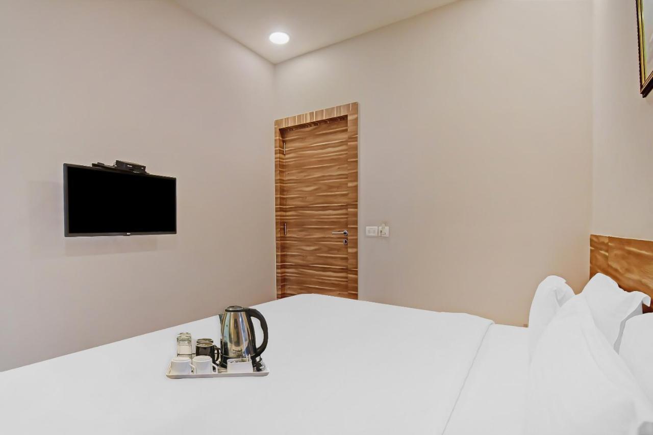 Salt Lake City Super Townhouse Hotel All In One Near City Centre Salt Lake מראה חיצוני תמונה