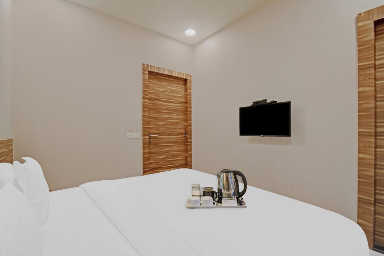 Salt Lake City Super Townhouse Hotel All In One Near City Centre Salt Lake מראה חיצוני תמונה