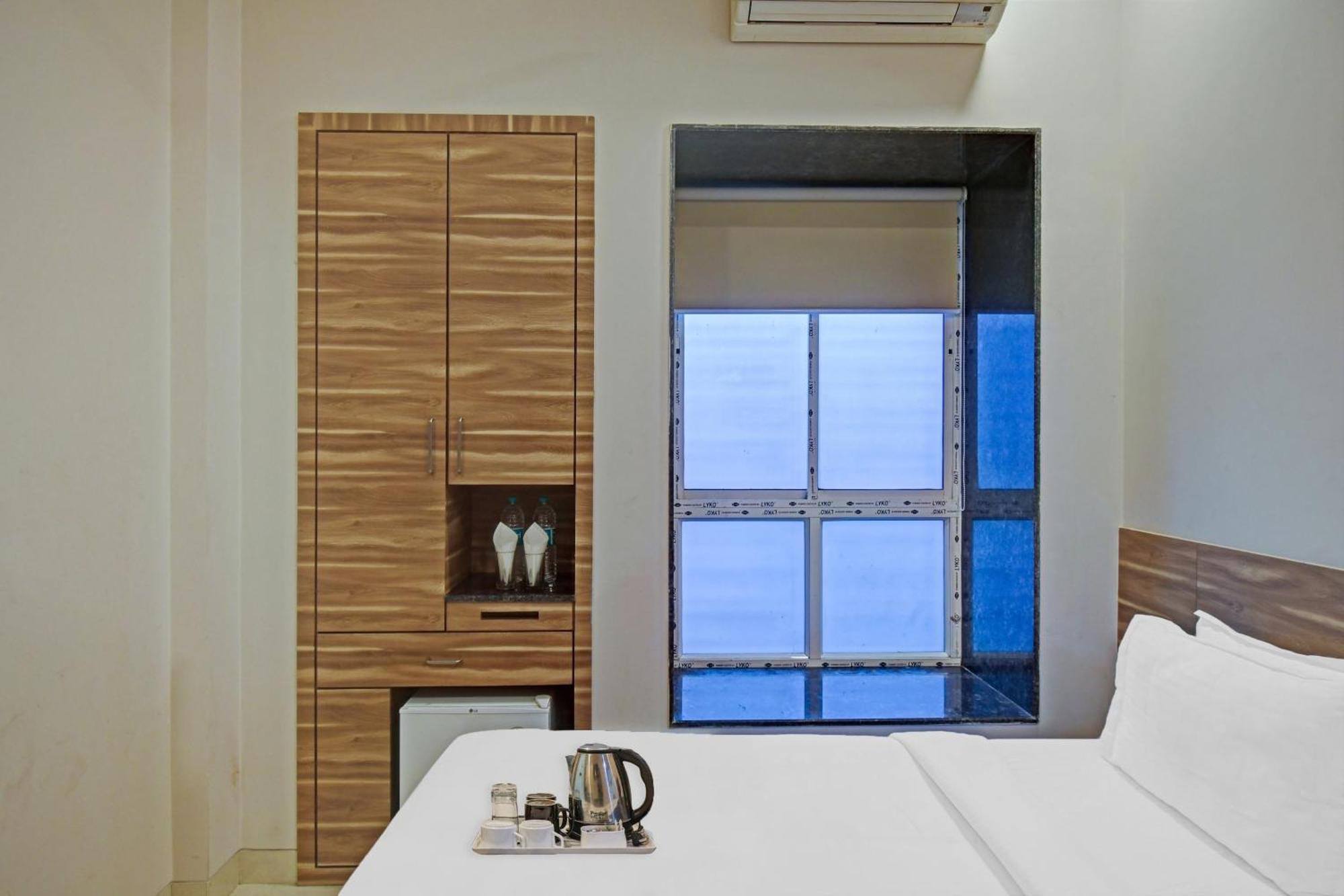 Salt Lake City Super Townhouse Hotel All In One Near City Centre Salt Lake מראה חיצוני תמונה