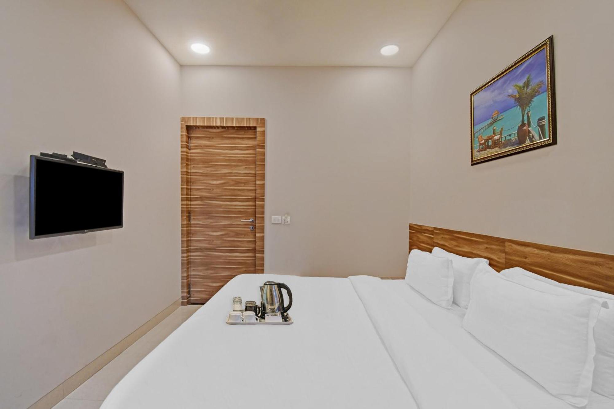 Salt Lake City Super Townhouse Hotel All In One Near City Centre Salt Lake מראה חיצוני תמונה